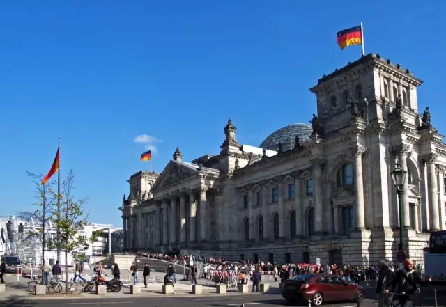 。0.webp.jpg 。0.webp.jpg